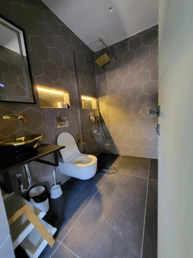 La Mirage Apartment 04 Tiranë Eksteriør bilde